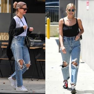 AGOLDE 90’s vintage look oversized loose fit ripped blue mom jeans celbrity fave